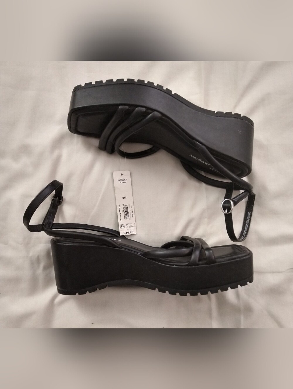 ****FLASH SALE**** No Boundaries Women's Platform Strappy Sandals SIZE 8 1/2